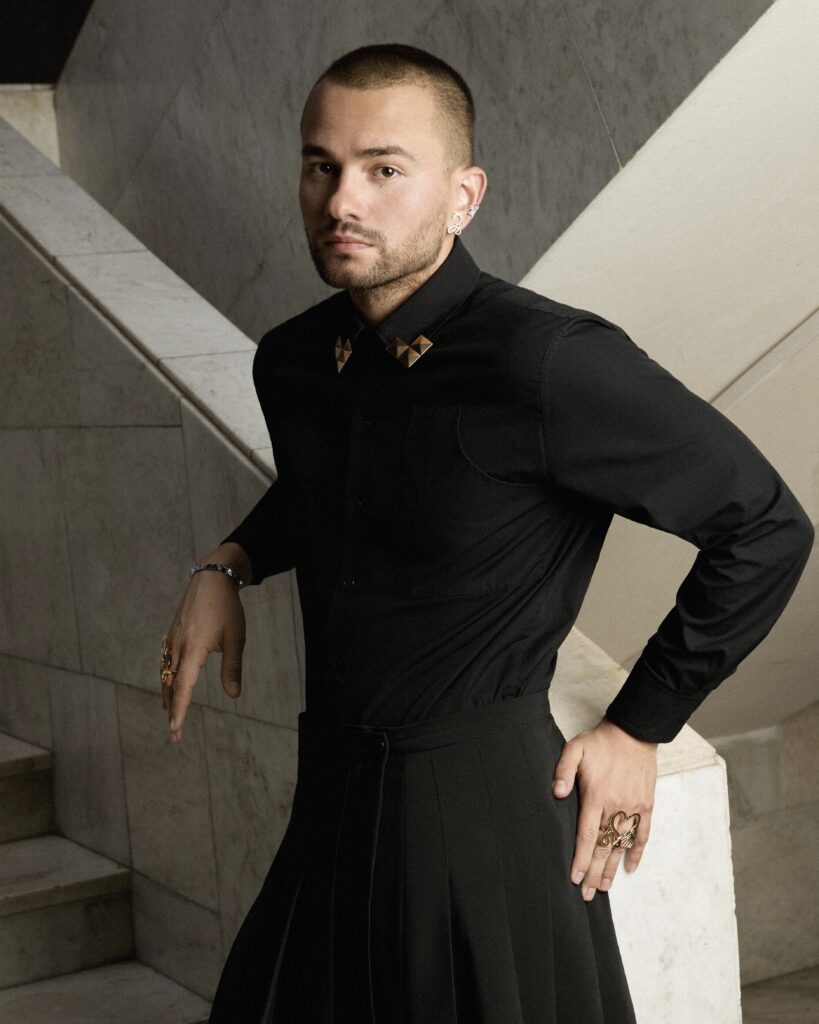 Ювелірний дім SOVA та FROLOV випустили нову спільну колекцію, поєднавши казку про Івасика-Телесика та панк-рок