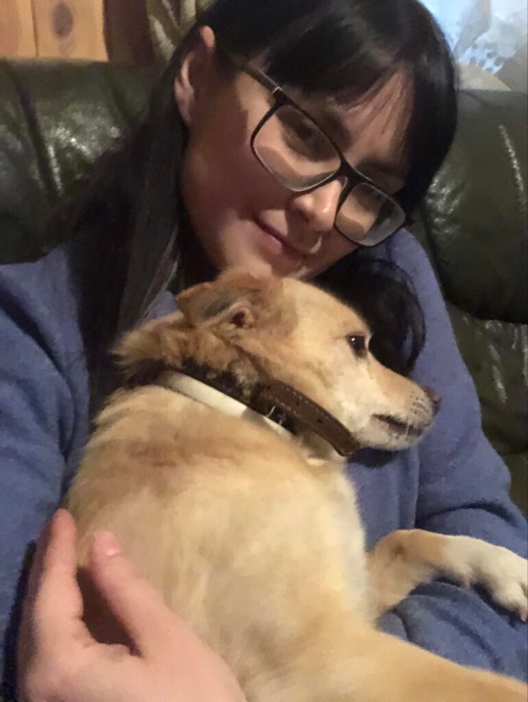 «Собаки та коти — ті самі діти. Але ж дітей ми самих не лишаємо». Як волонтерки під час війни рятують тварин