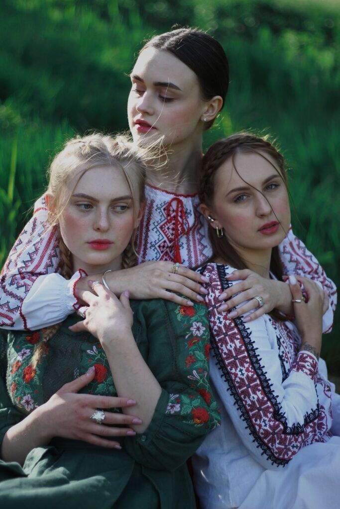 «Ми хотіли, щоб вишиванки мали історію». ETHNIC – нова колекція BLACK BURO