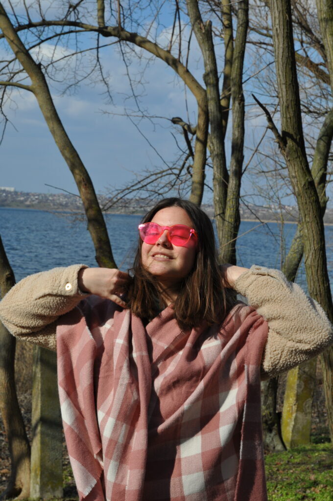 «Я хочу бути вільною». Історії жінок, які тікали з окупованого Півдня України