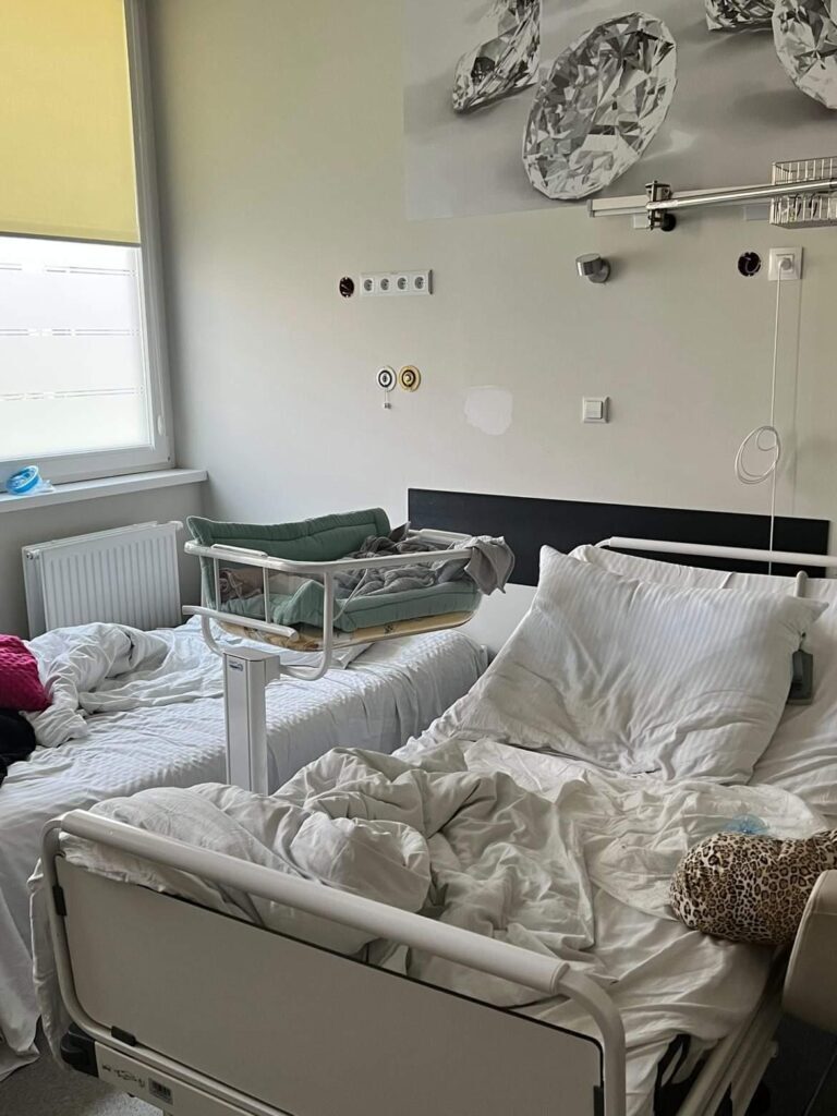 Я стала матір’ю під час війни: дві історії жінок, які народжували у бомбосховищі й за кордоном