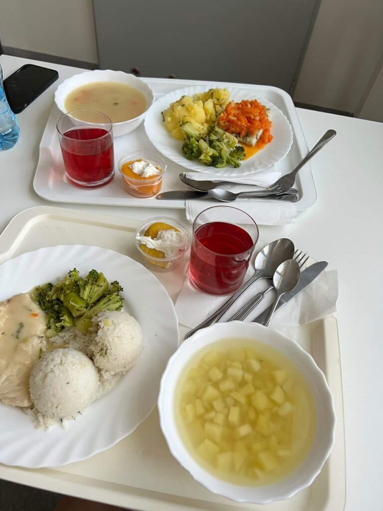 Я стала матір’ю під час війни: дві історії жінок, які народжували у бомбосховищі й за кордоном