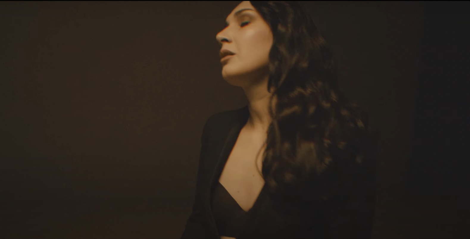 Гурт «Крихітка» випустив кліп у колаборації з «Повернись живим», присвятивши його реабілітації військових через спорт