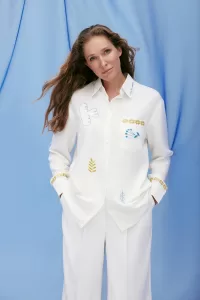 Ведуча Катерина Осадча та бренд One by One випустили колекцію на підтримку волонтерської ініціативи «Пошук зниклих»