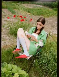 Український бренд жіночого одягу SHYPELYK представив літню колекцію одягу, знявши кампейн на дачі