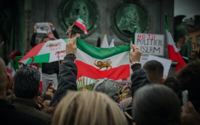 В Ірані для протидії скороченню населення запускають «абортні патрулі»