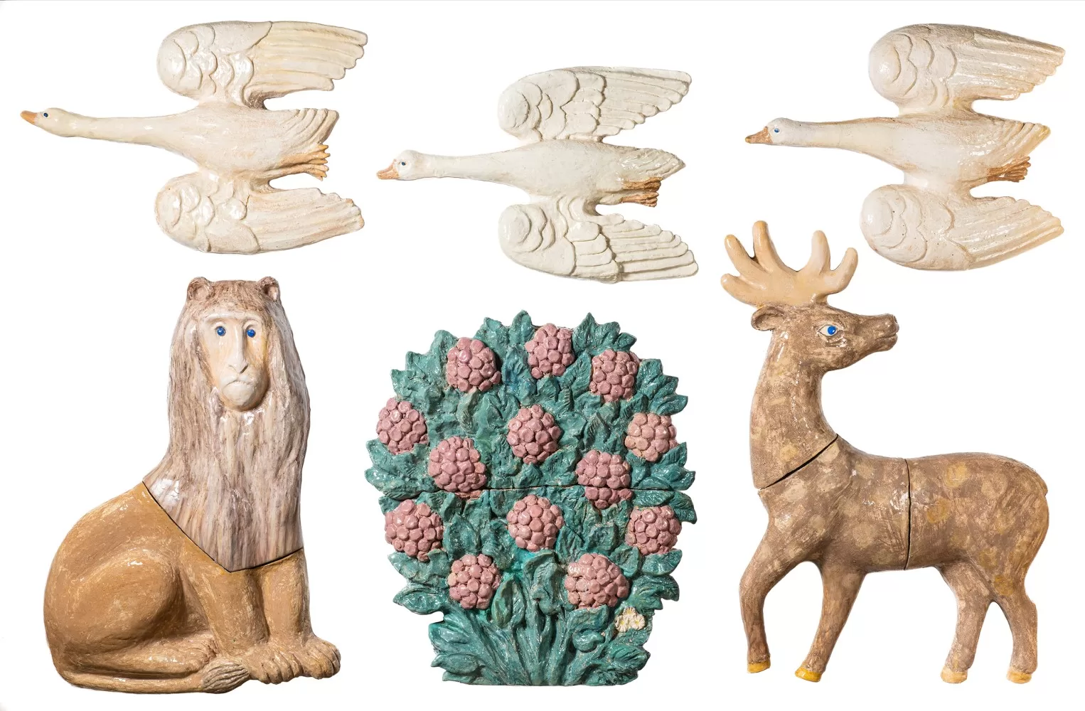 У Києві відкривають нову експозицію виставки відроджених інтер’єрних панно Ольги Рапай «Сила коріння»