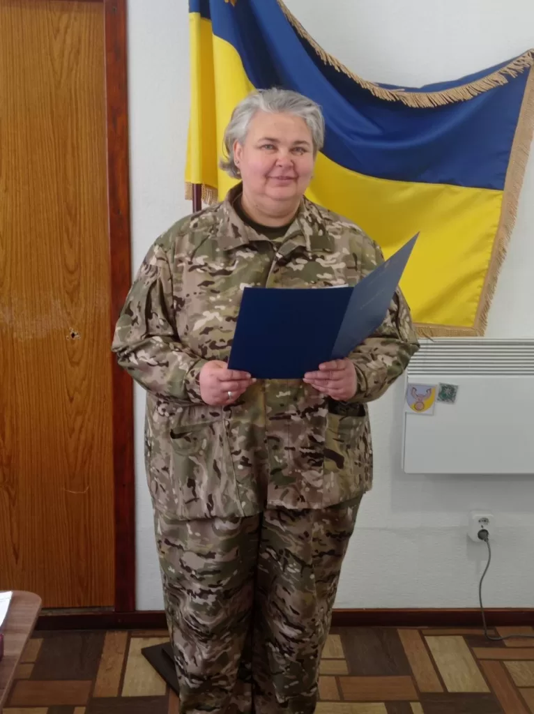 «Бути добрими під час війни — це об’єктивно надзвичайно важко». Розмова із Олександрою Андріяшиною, першою в Україні дипломованою військовою капеланкою 