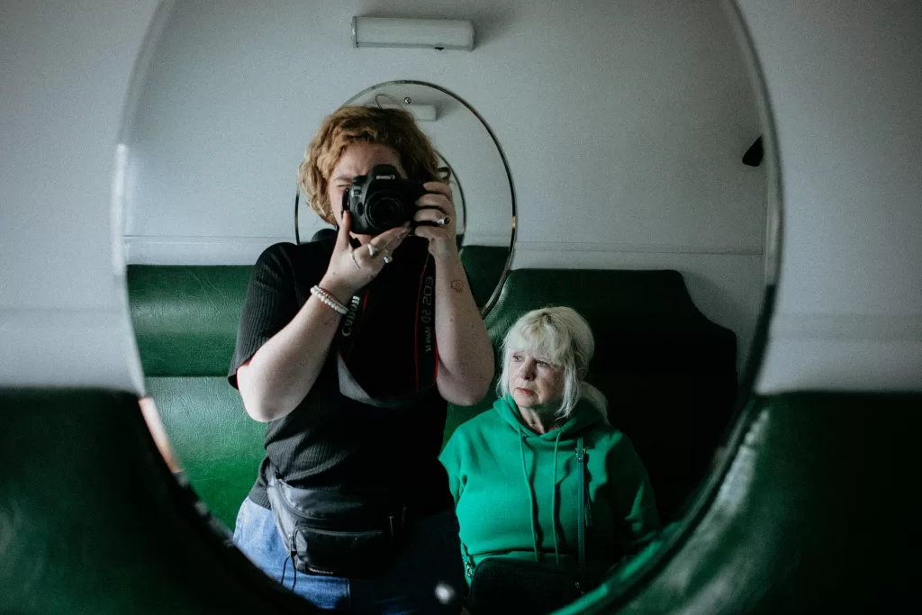 Українська фотографка Ганна Грабарська готує до друку фотокнигу «Моя мама хоче повернутися додому»