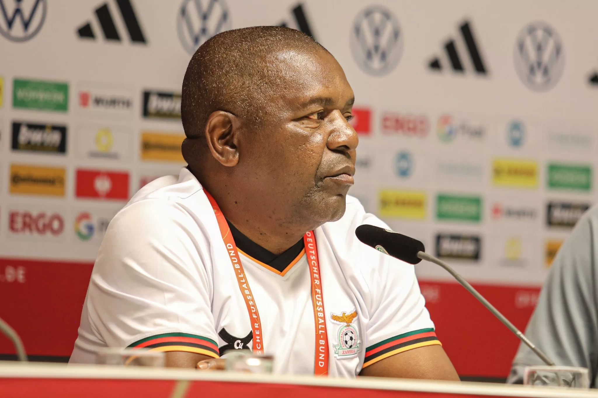 Головного тренера жіночої футбольної збірної Замбії звинувачують у сексуальних домаганнях