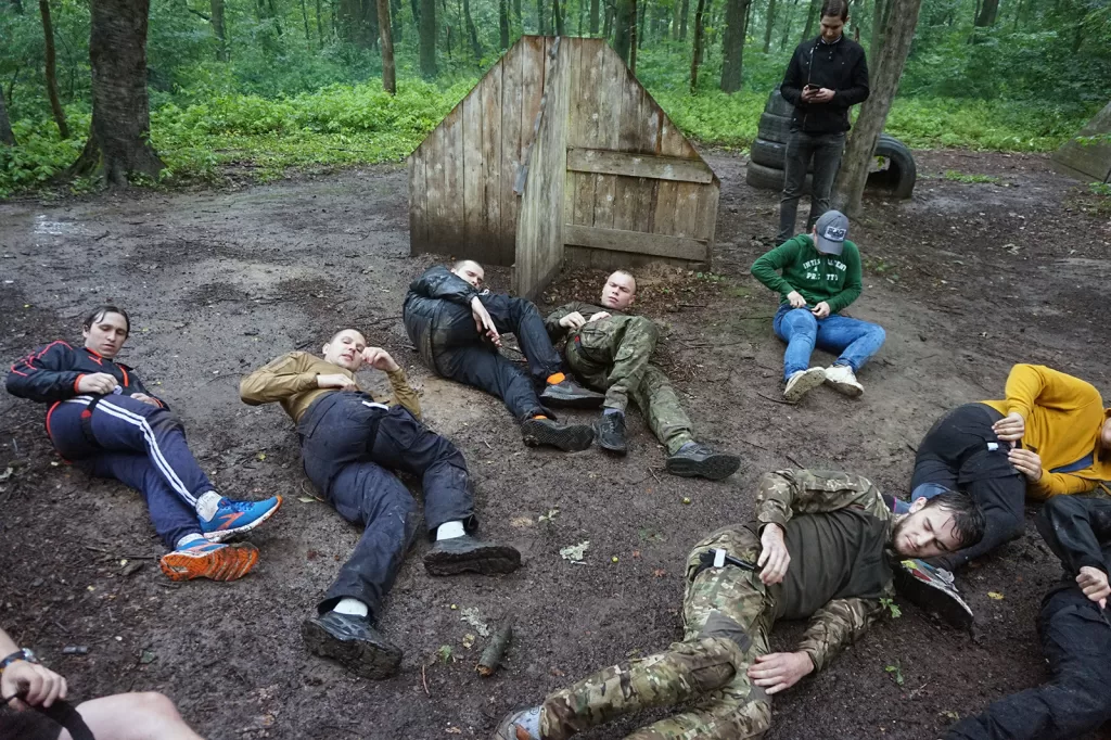 «Заявки від жінок надходять регулярно». Як відбувся вишкіл від полку «Азов» для цивільних