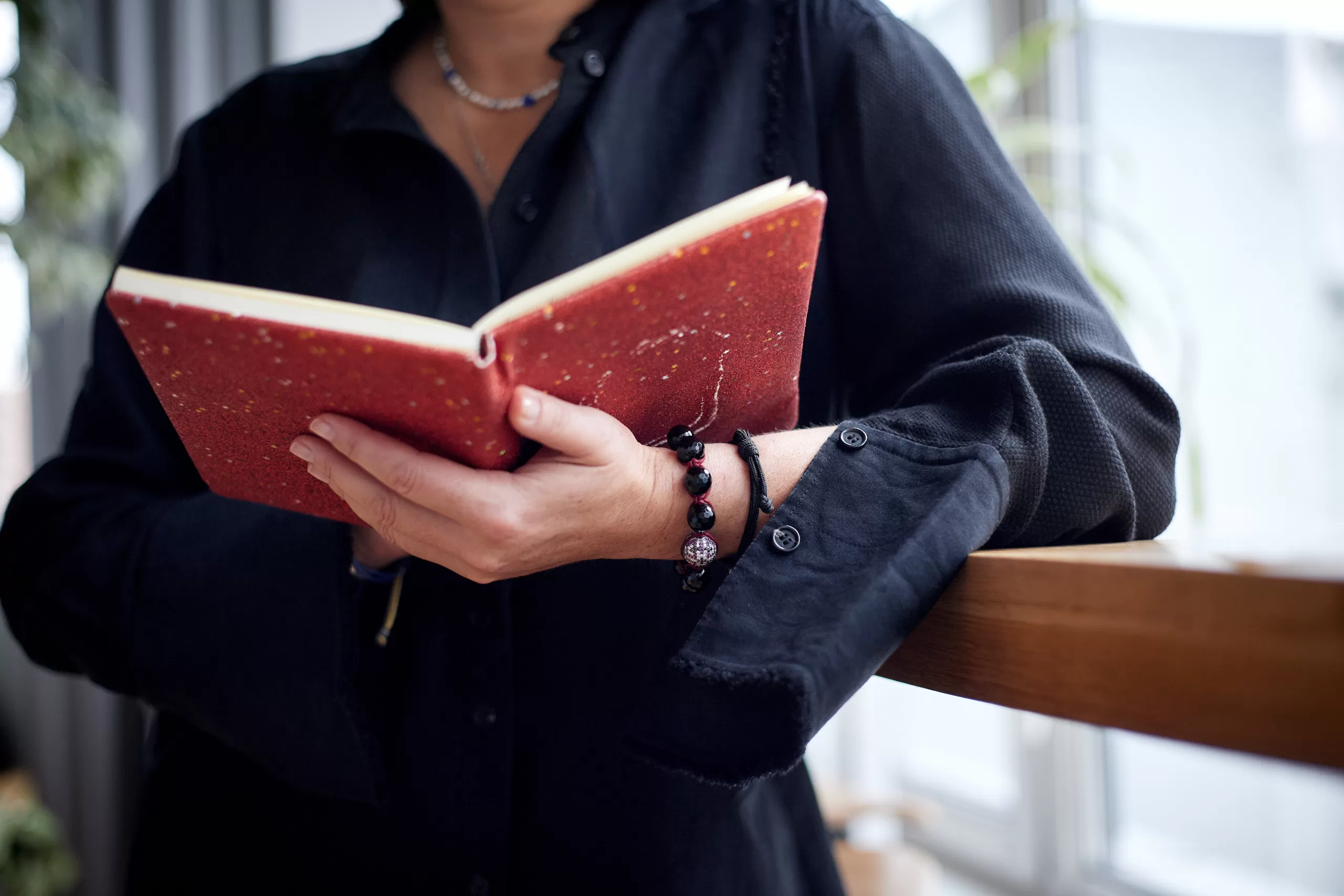 В Амстердамі відкриють документальну виставку «Щоденники війни: непочуті голоси українських дітей»