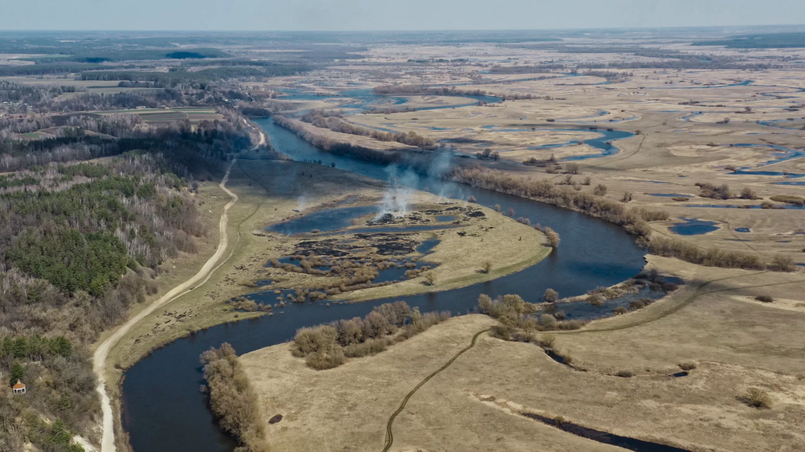 Документальний фільм «І кожна річка» Олесі Моргунець-Ісаєнко про вплив експлуатації природи на водотоки України вийшов онлайн