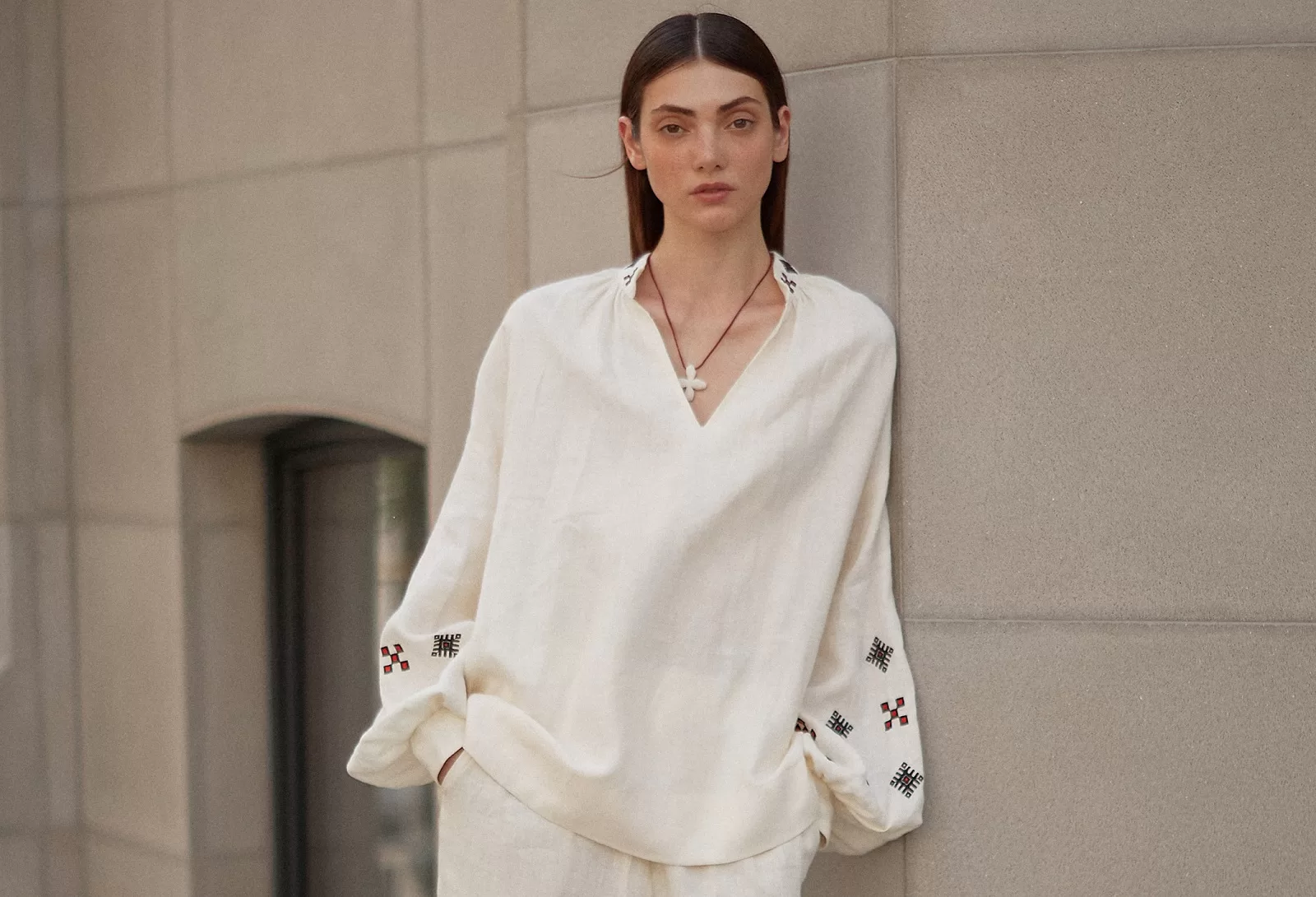 MustHave представив нову колекцію вишиванок для життя в урбаністичному ритмі