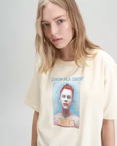 JUL презентував оновлену колекцію футболок «Українська хвиля» з обкладинками знакових альбомів музикантів 90-х