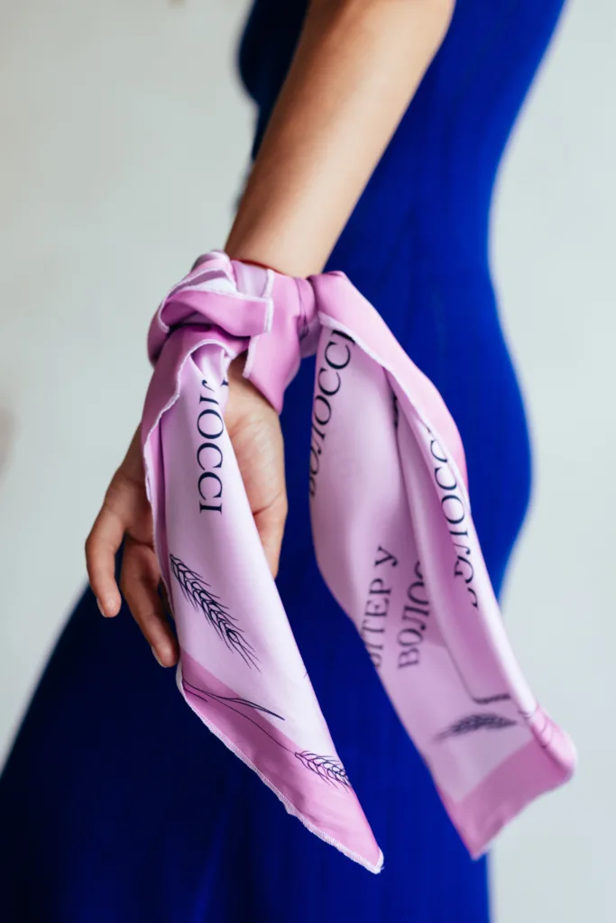 Співачка TAYANNA та бренд ONE by ONE випустили аксесуарний дроп «Вітер у волоссі»