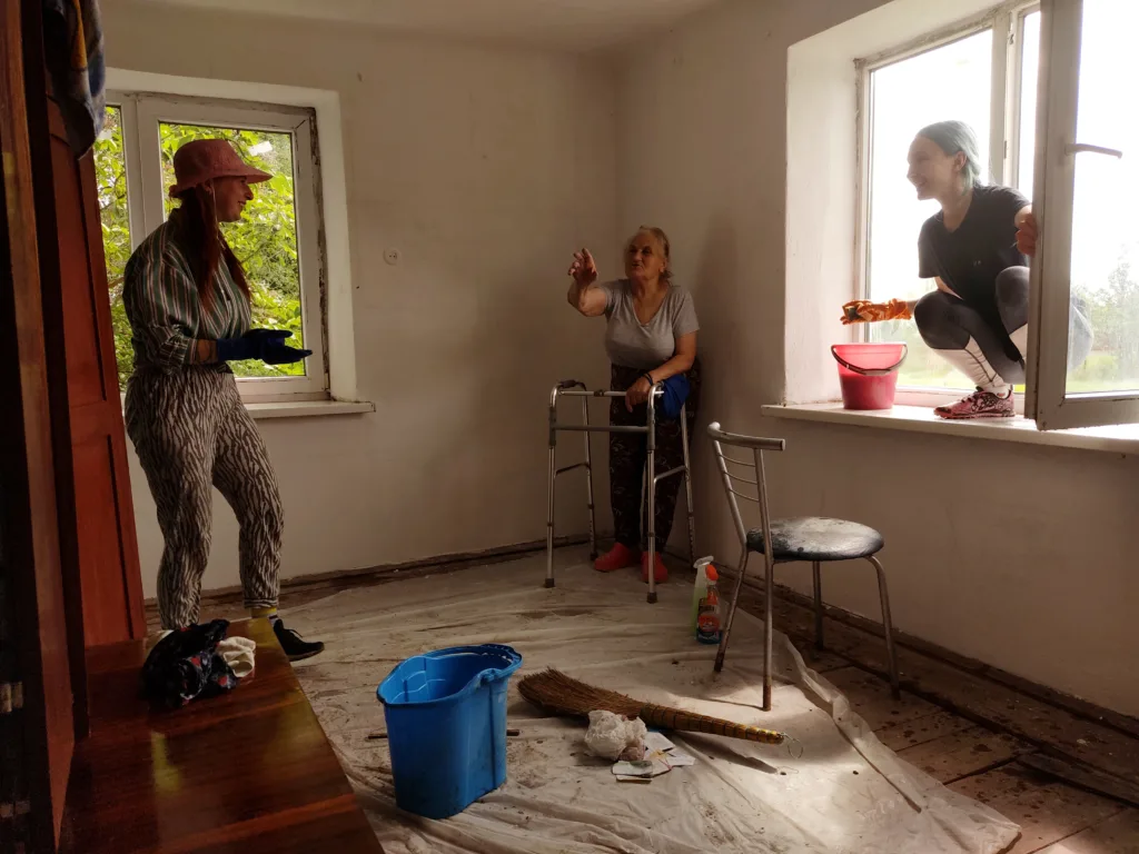 «От помили все — і побачили одразу результат». Що таке толока та як долучитися