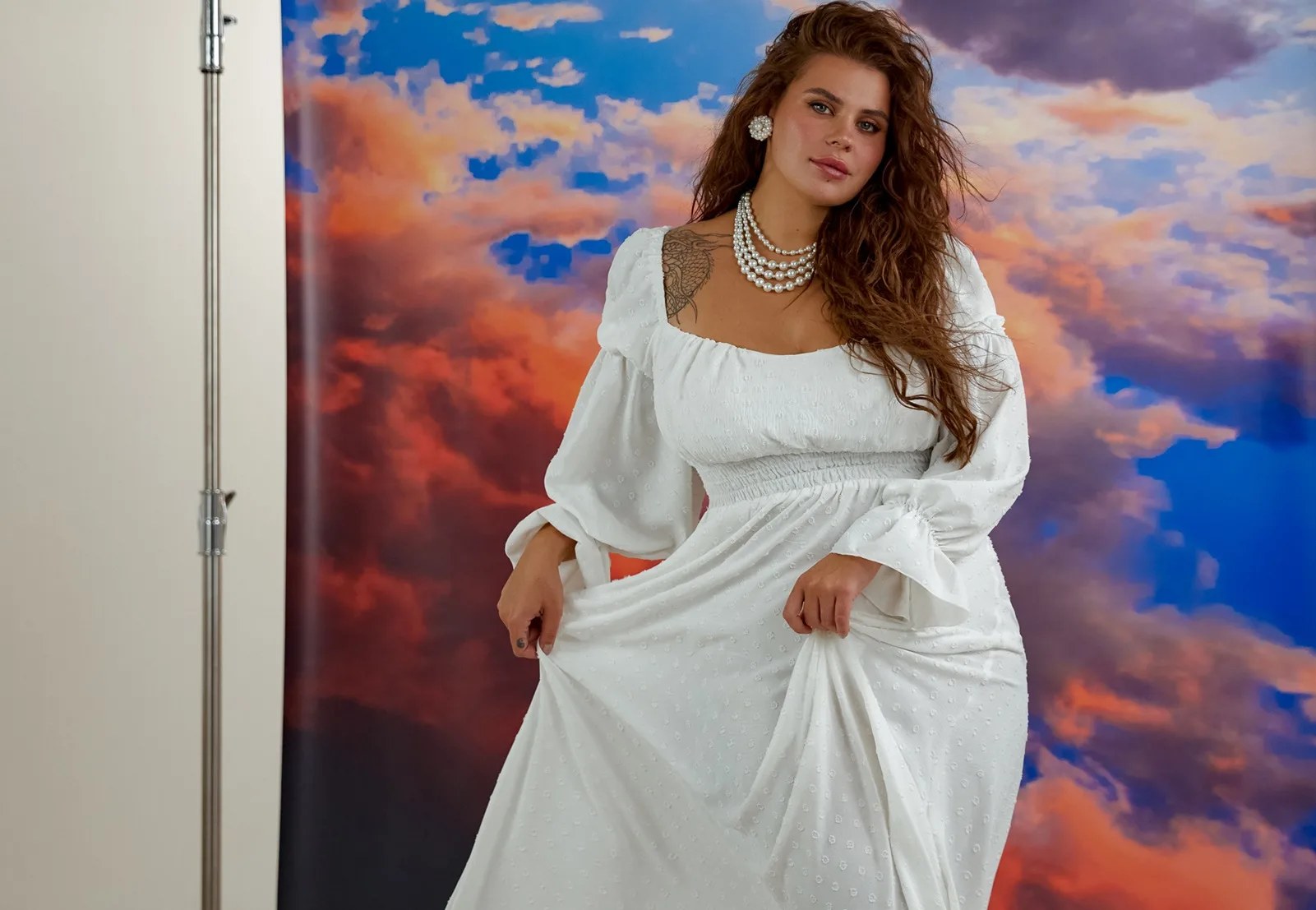 Бренд CHER’17 у колаборації з гуртом KAZKA випустив першу колекцію одягу plus size та бодипозитивне відео «Для розкішних»