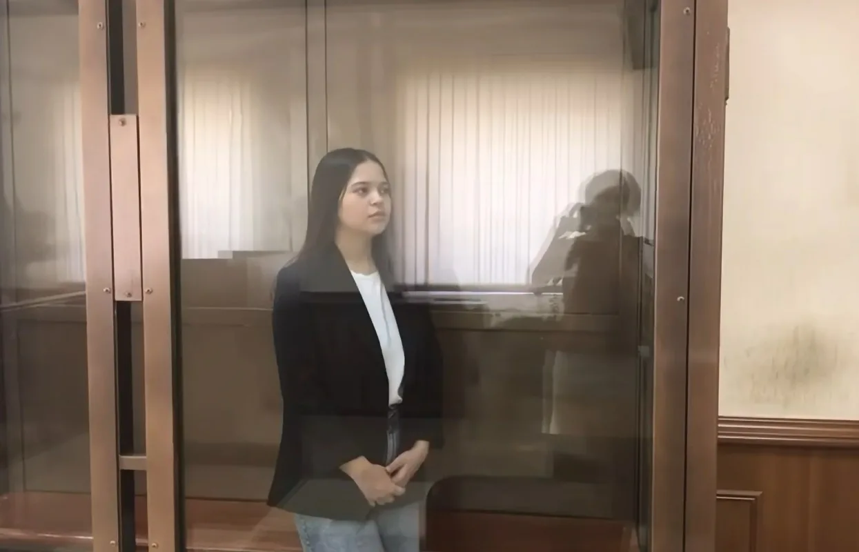 Московський суд залишив кримську татарку Леніє Умерову в СІЗО ще на три місяці