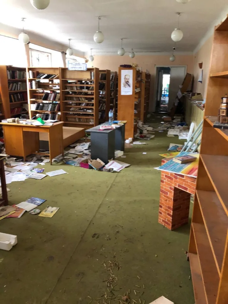 Зберегти памʼять, врятувати спадщину — історії про жінок, які збирають свідчення війни