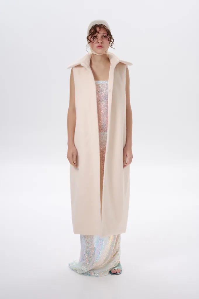 SHYPELYK представив нову зимову колекцію: речі можна компонувати між собою, утворюючи нові силуети та види одягу