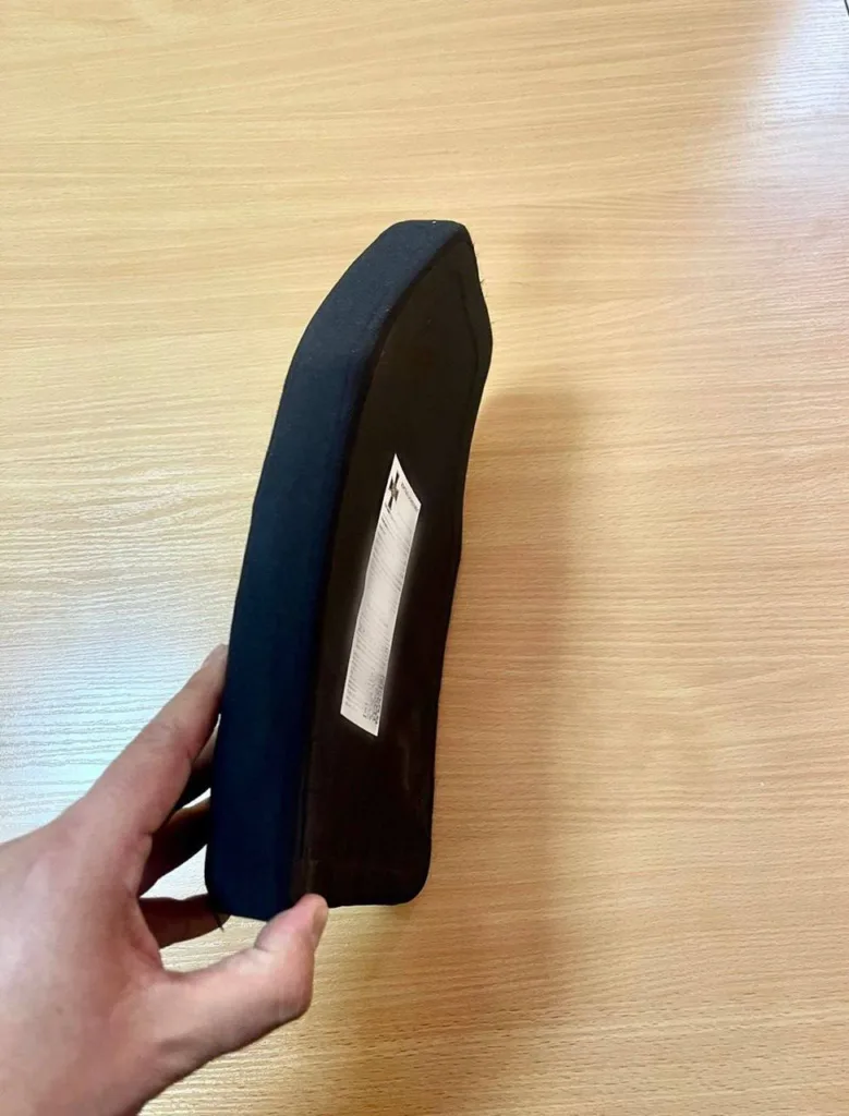 Міноборони показало нові моделі жіночих бронежилетів із вигнутою пластиною та спеціальними вставками