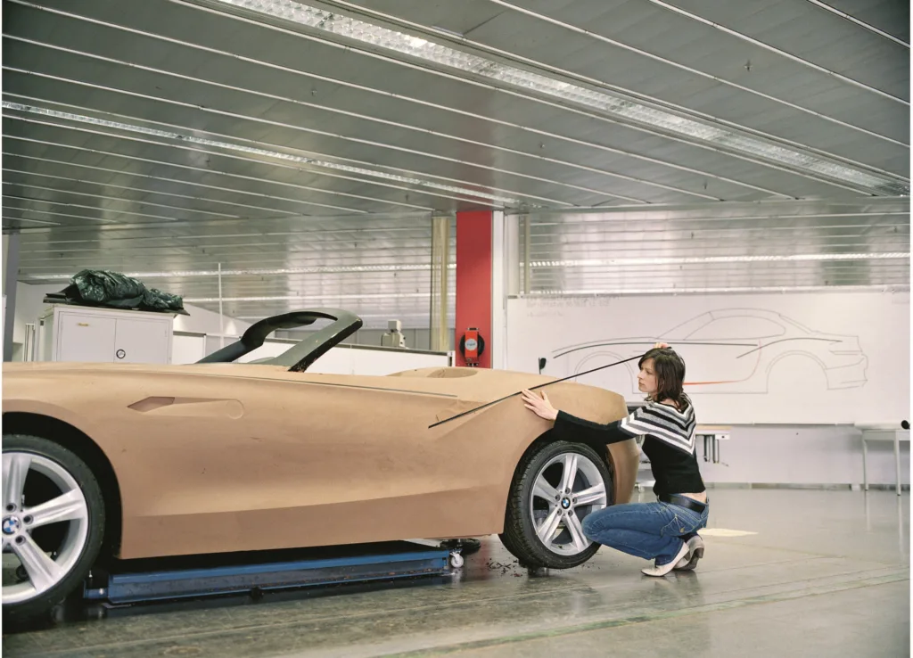 Жінки та автодизайн