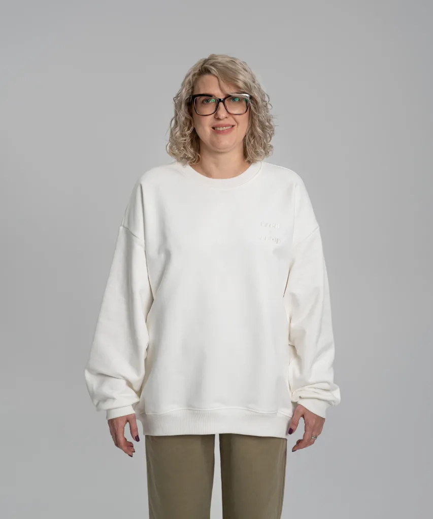 Бренд USUAL та волонтерський штаб «Ангар» презентували благодійну капсулу, кошти з продажу передадуть на закупівлю FPV-дронів