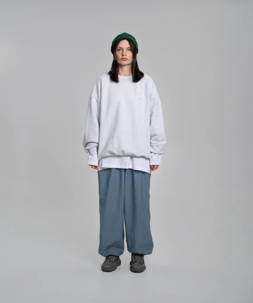 Бренд USUAL та волонтерський штаб «Ангар» презентували благодійну капсулу, кошти з продажу передадуть на закупівлю FPV-дронів