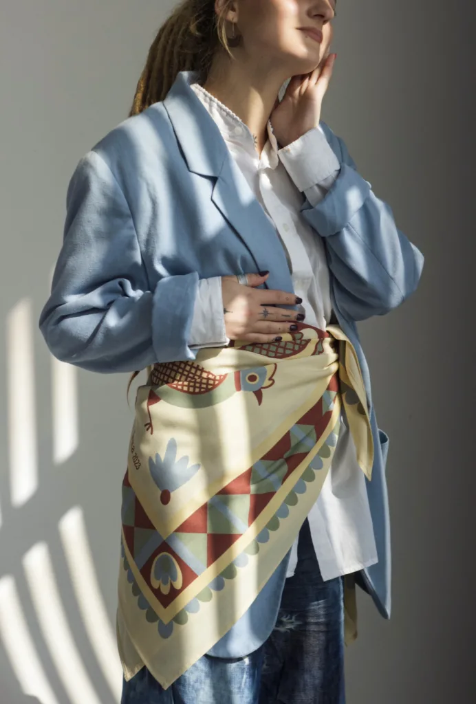 «Людині необов’язково їхати в Карпати, щоб щось купити». Як дві сестри відкрили магазин «Чічка» задля популяризації косівських ремесел