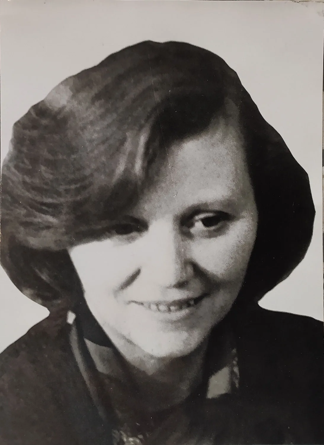 Відверті й сміливі мисткині Клубу творчої молоді: Алла Горська, Галина Севрук і Людмила Семикіна