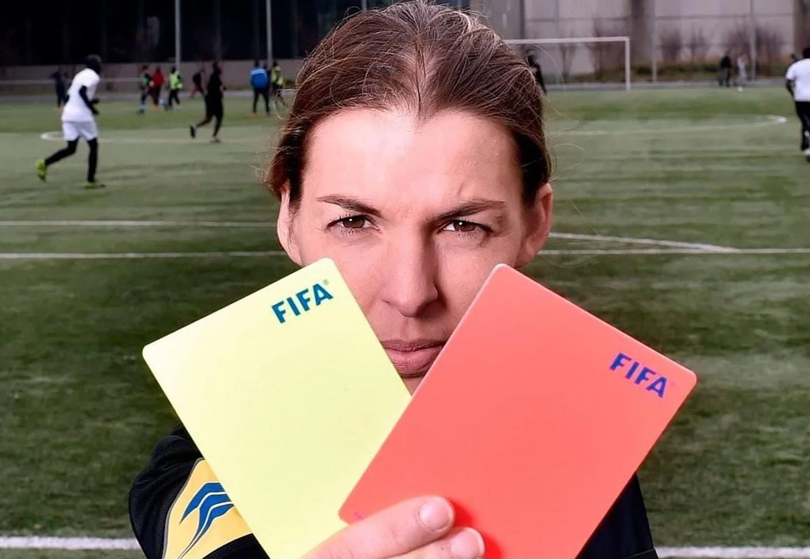 Стефані Фраппар уп’яте поспіль стала найкращою арбітринею року, українка Катерина Монзуль — на четвертому місці