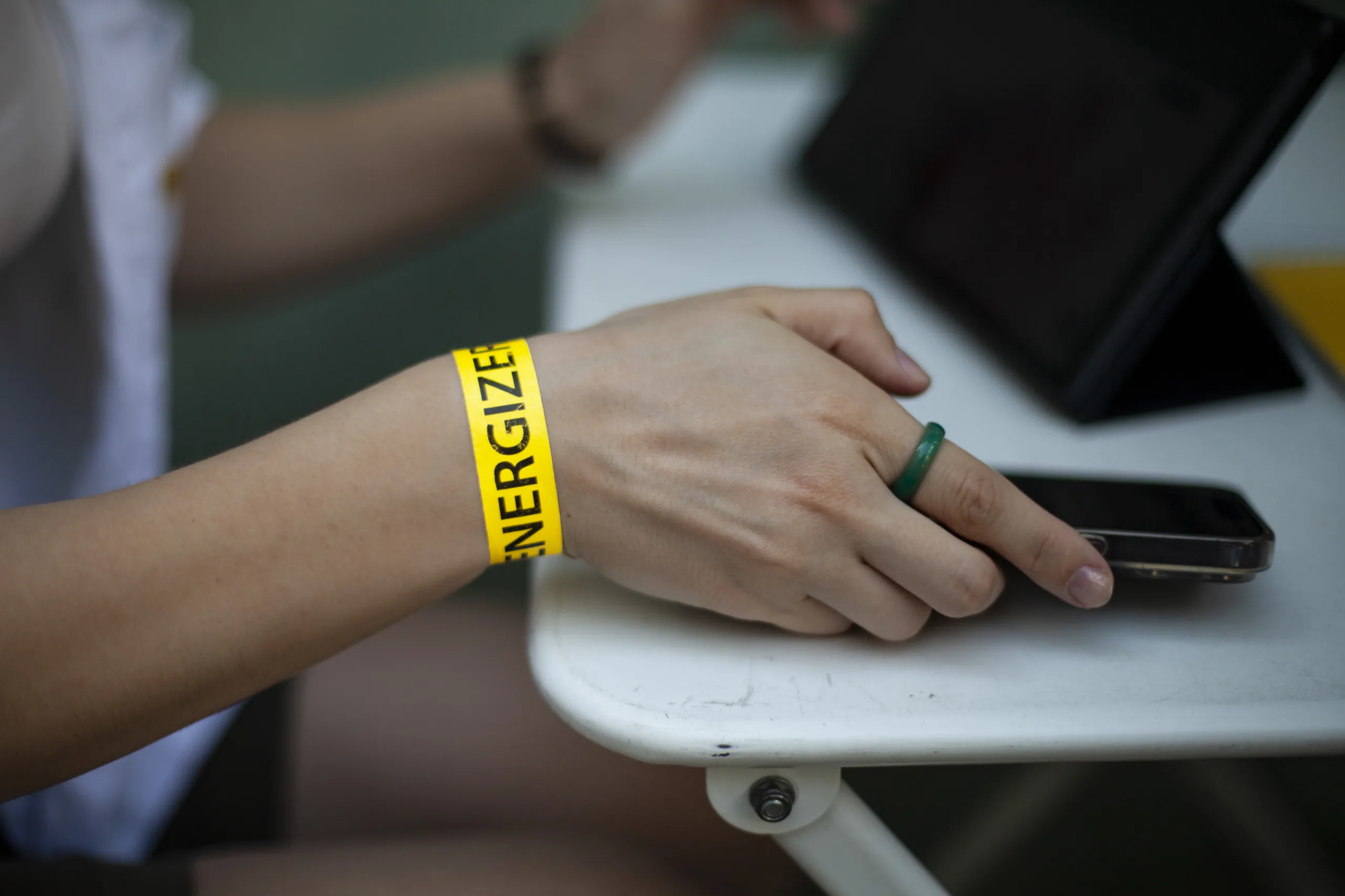 Українські підлітки можуть безплатно отримати психологічну допомогу вночі