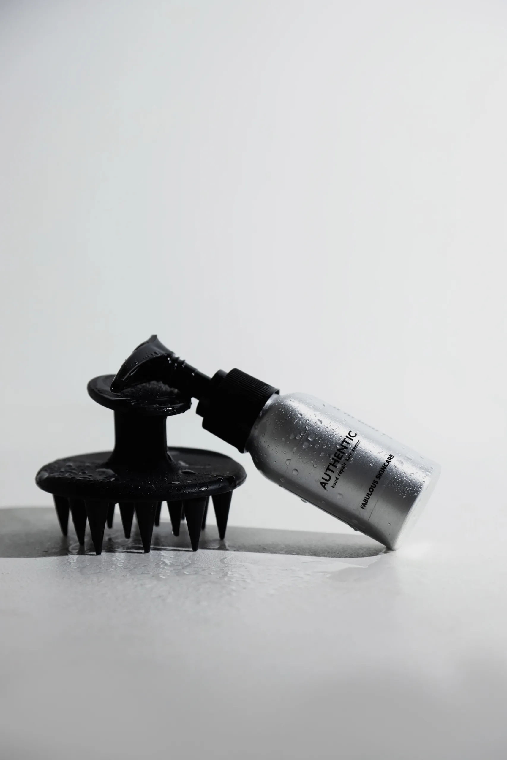 Вибір місяця. Сироватка з пептидами для пошкодженого волосся Authentic від українського бренда Fabulous Skincare