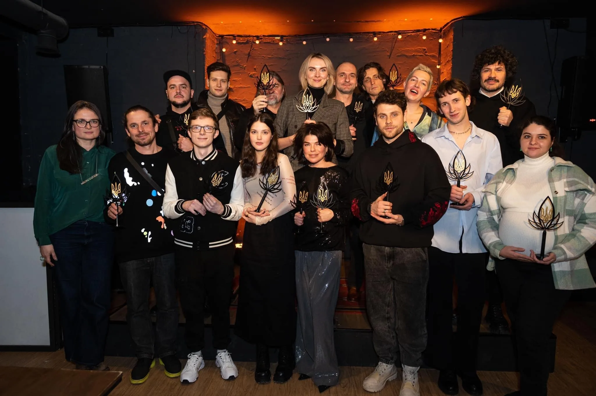 Тоня Ноябрьова, Ксенія Хижняк і Карина Химчук: у Києві вдруге вручили премію українського кіно та театру «Чорний лотос»