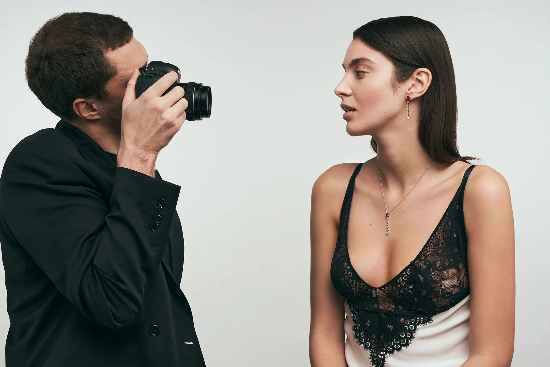 RUBY: Ювелірний дім SOVA презентував колекцію з рубінами