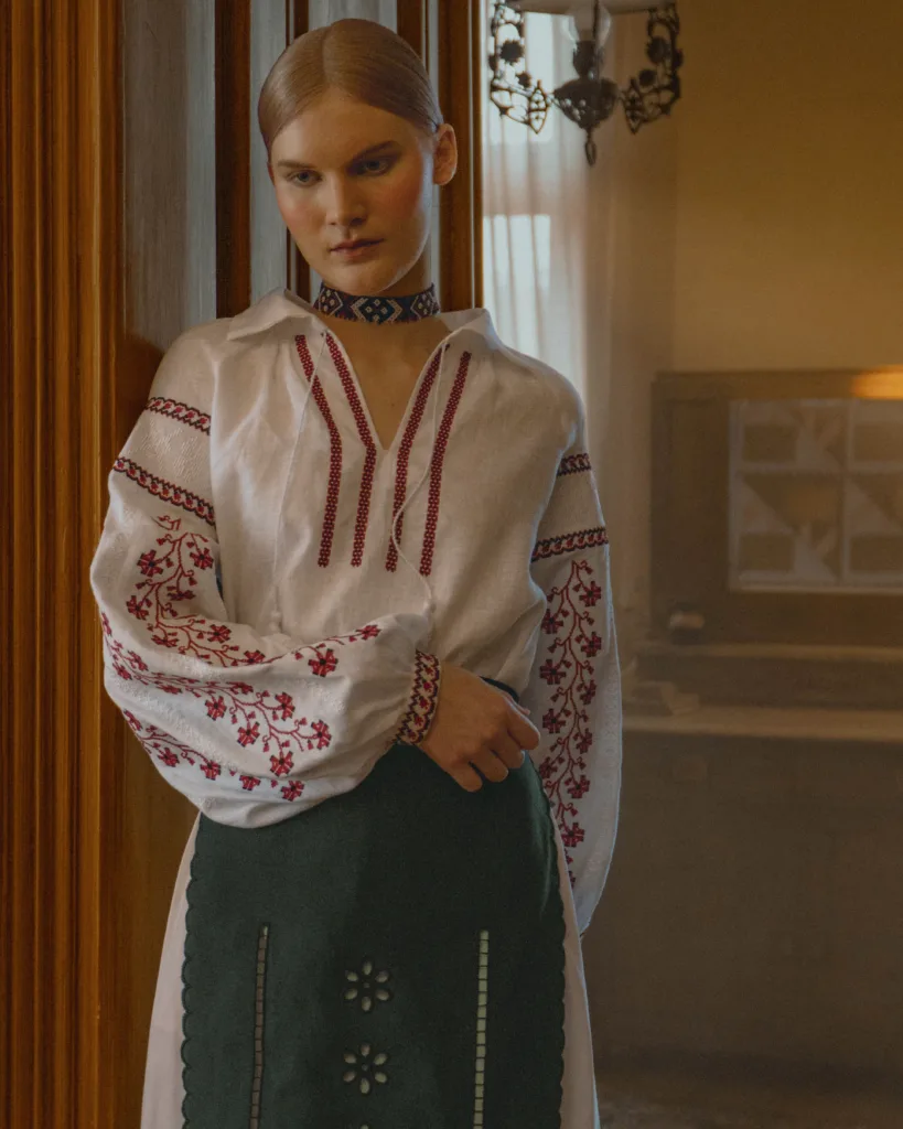 Бренд Motyv випустив нову колекцію вишиванок, присвячену Лесі Українці 