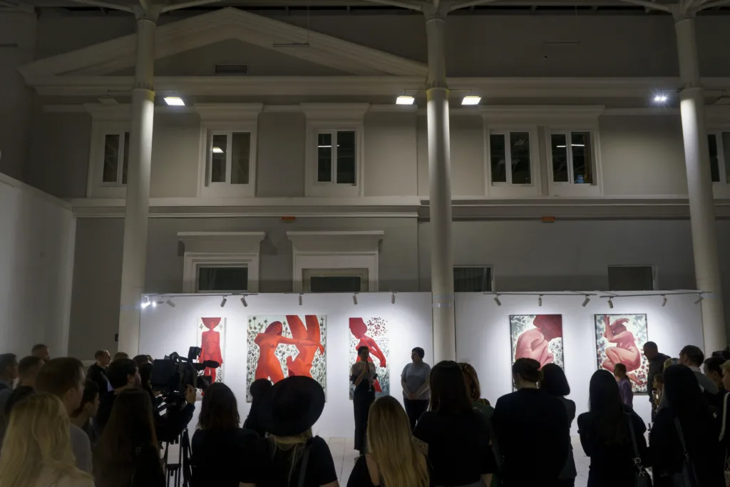 Розповіді трьох, або Як це — бути мисткинею