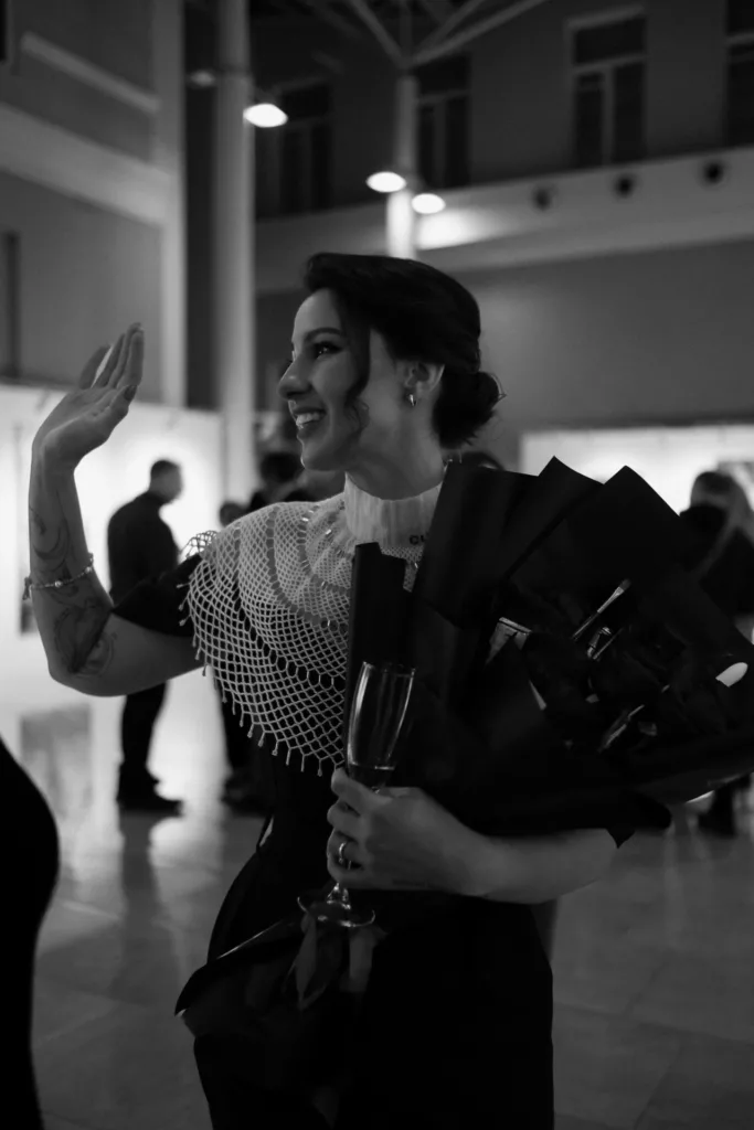 Розповіді трьох, або Як це — бути мисткинею