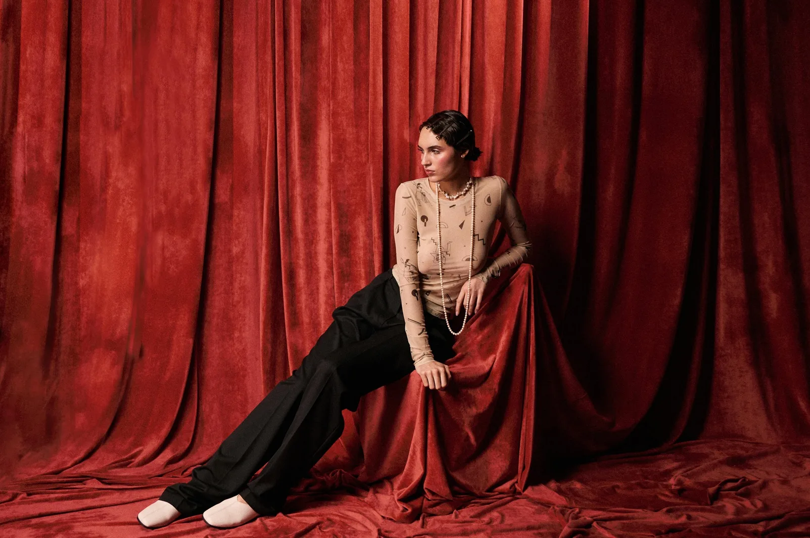 Бренд byMe представив колекцію-оду Лесю Курбасу та його театру «Березіль»