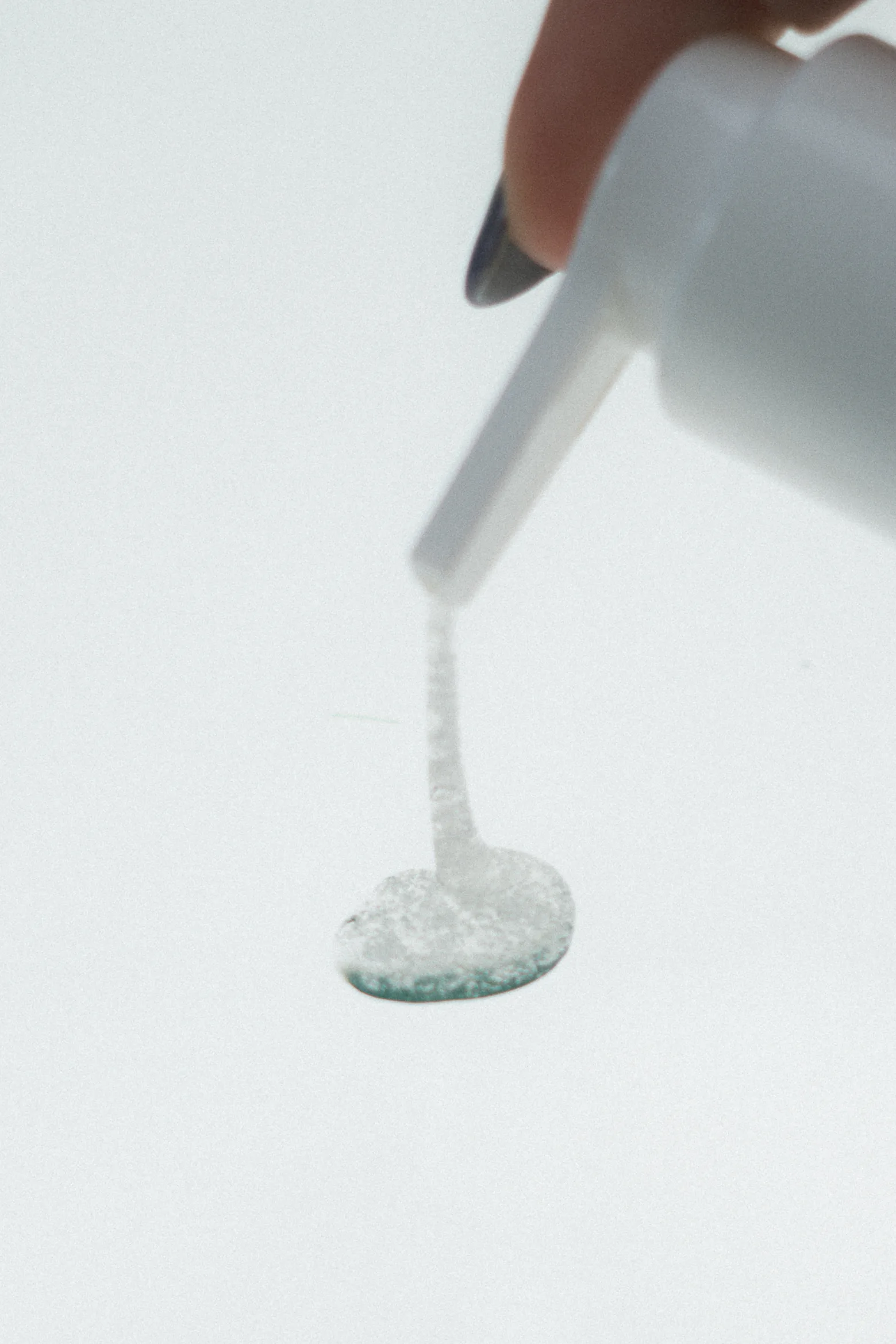 «Я втомилася від того, як жінок виснажує та заганяє в кут вигадана необхідність бути ідеальною». Ольга Музикант про створення Fabulous Skincare та стосунки зі шкірою