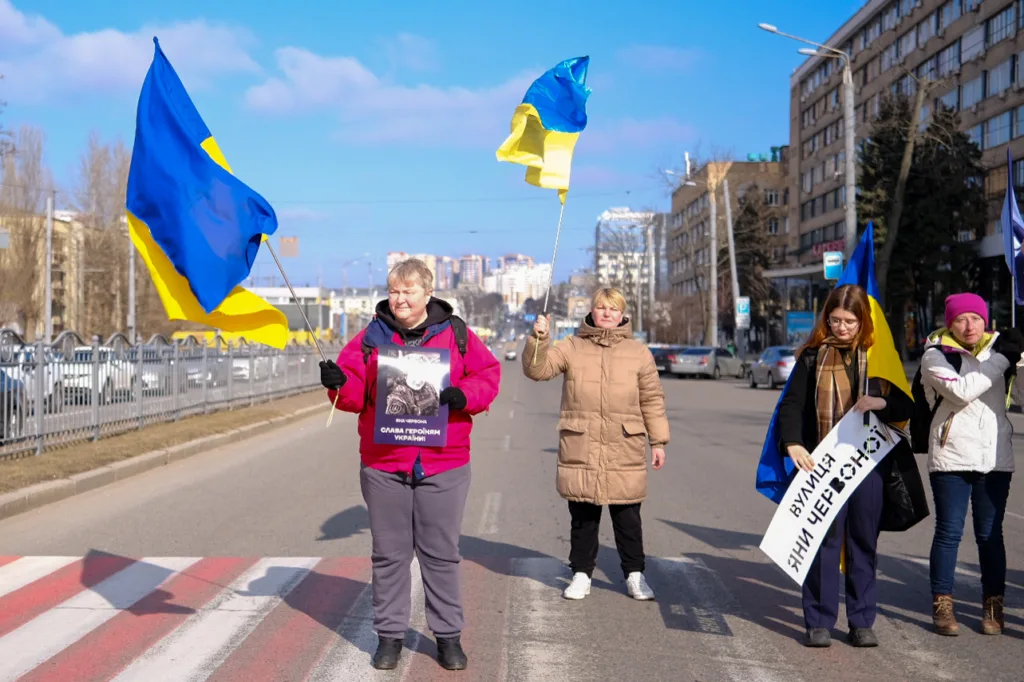 У Харкові до 8 Березня вшанували захисниць і закликали перейменувати вулицю на честь Яни Червоної