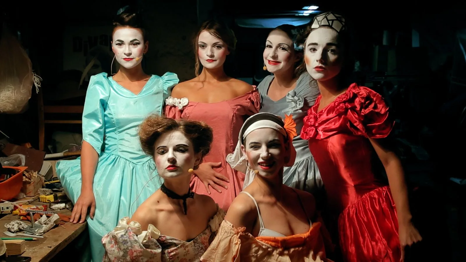 На Takflix вийшов документальний мюзикл «Рози. Фільм-кабаре» про Dakh Daughters Band