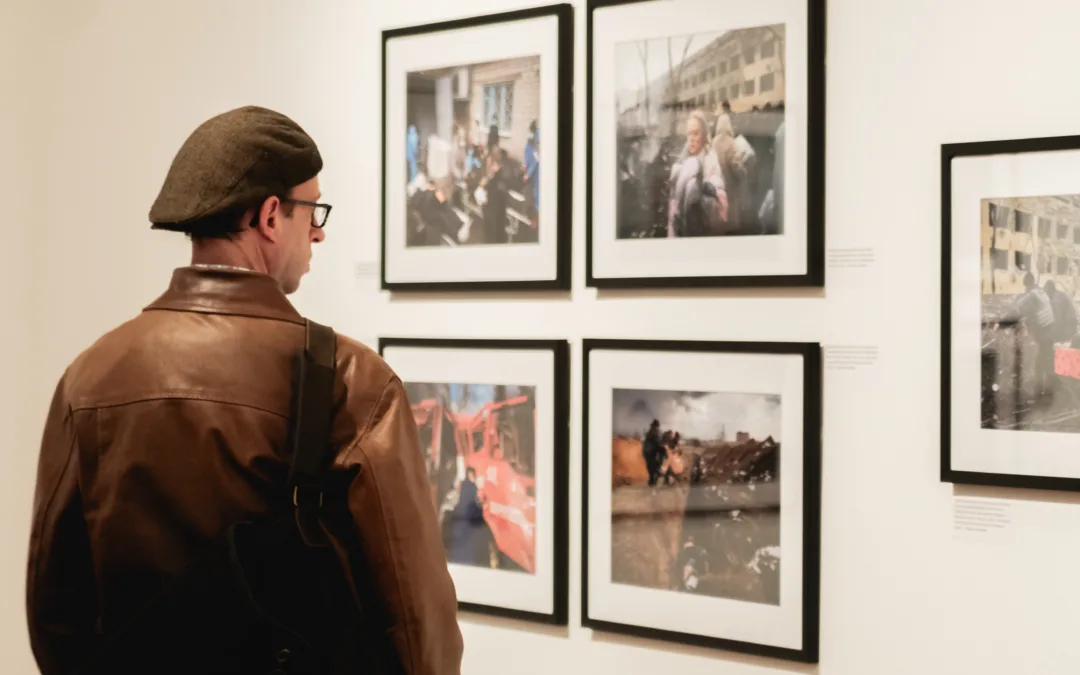 Фотовиставка та доку-театральний перформанс: у Нью-Йорку стартував мистецький проєкт про Маріуполь
