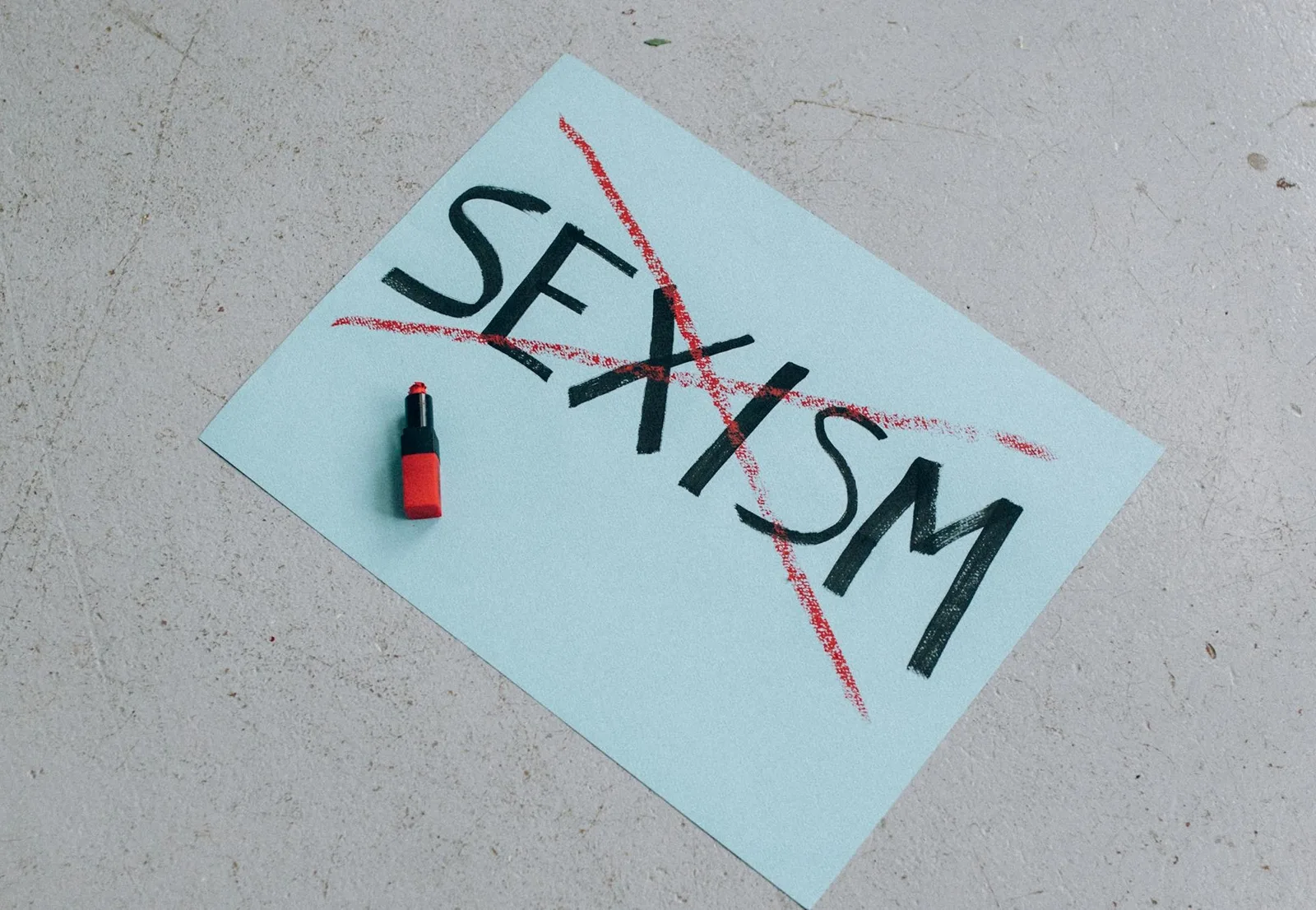 У Харкові відбудеться акція протесту проти сексизму та об’єктивації жінок у барі «Поза зоною»