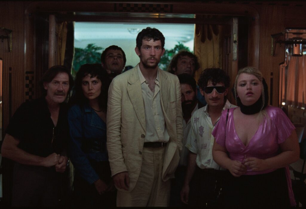 «Химера» італійської режисерки Аліче Рорвахер. Що кажуть авторки та кінокритикині про фільм