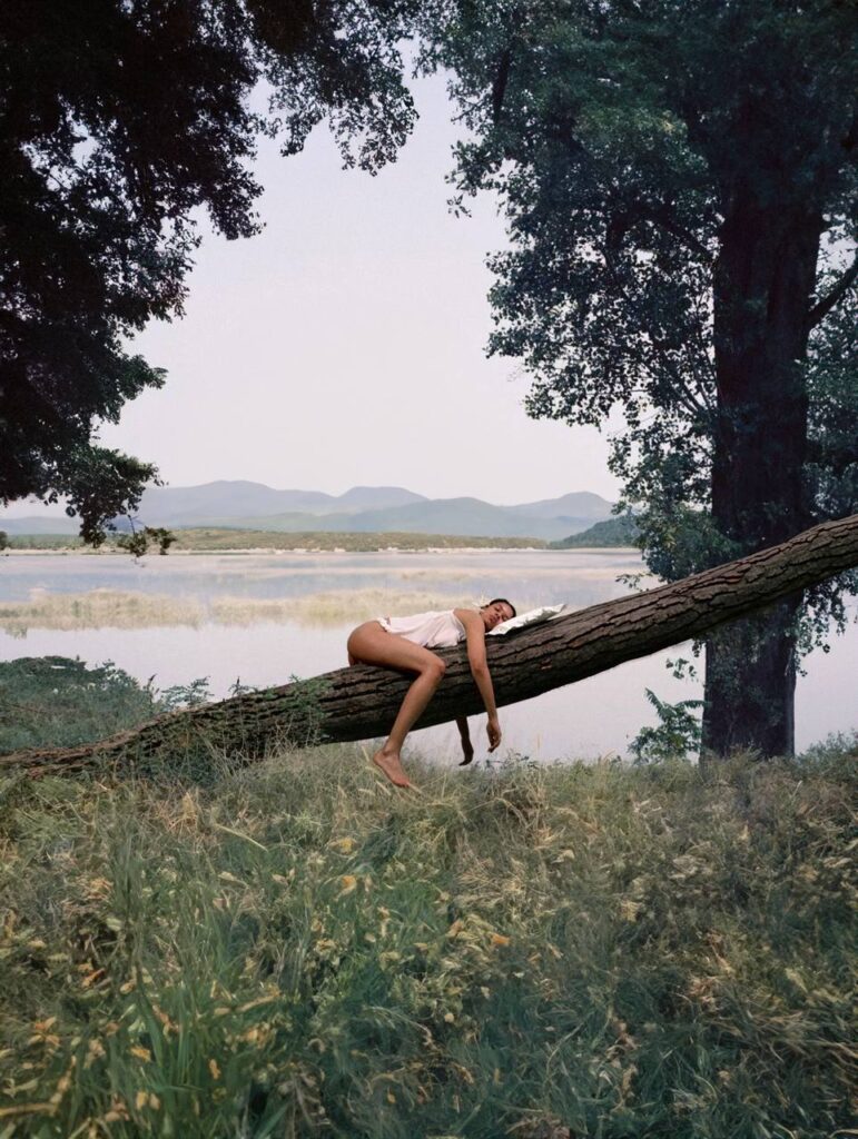 LONDI представив нову колекцію How to sleep, в якій переосмислив поняття одягу для сну та відпочинку