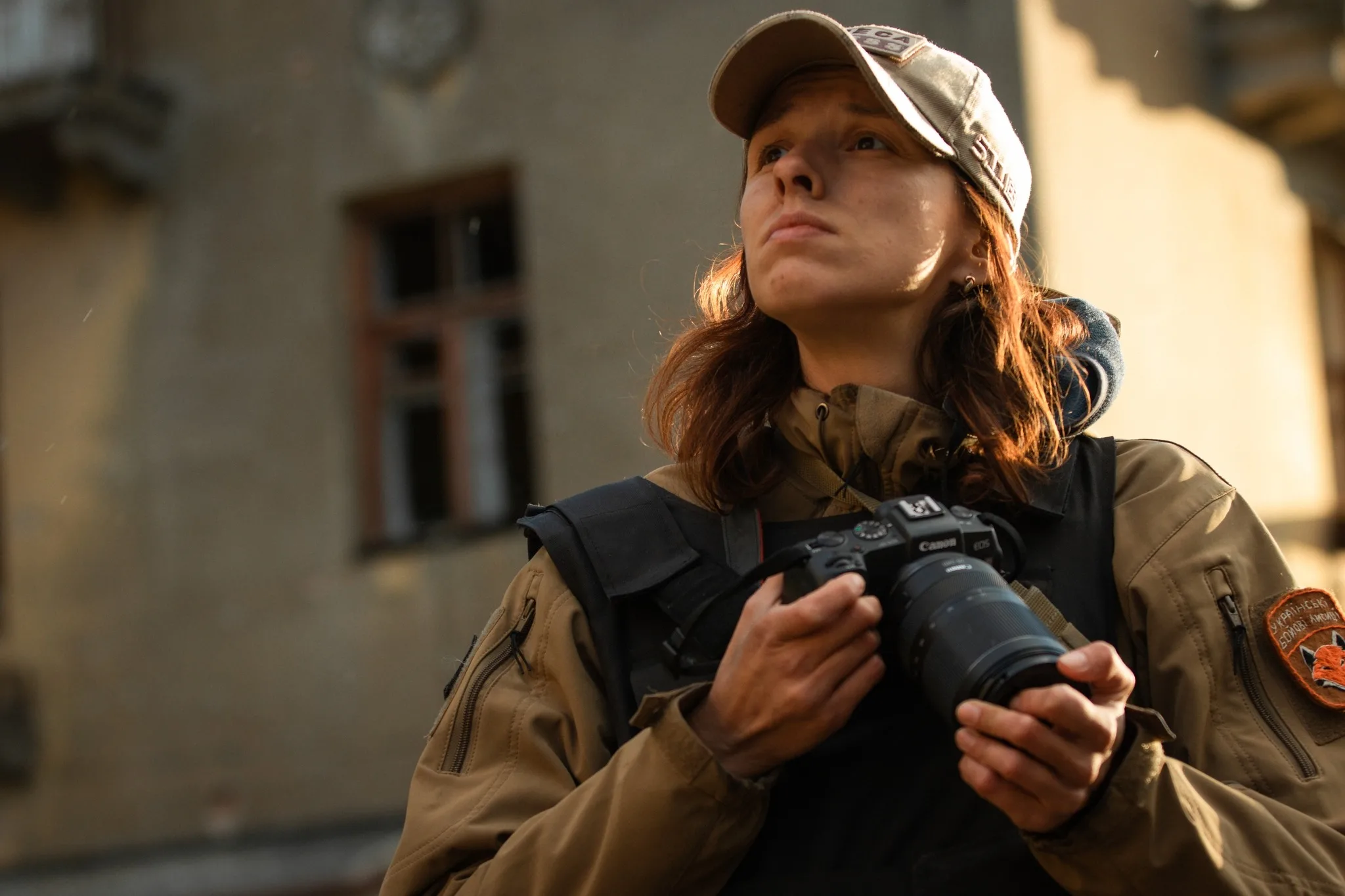 Воєнні фотографки: жінки, які фіксують життя в Україні під обстрілами