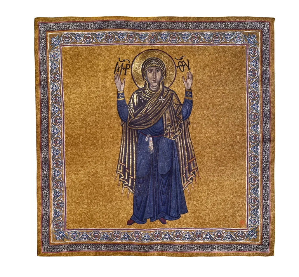 Бренд OLIZ створив колекцію шовкових хусток, присвячену Софійському собору та Київській Оранті