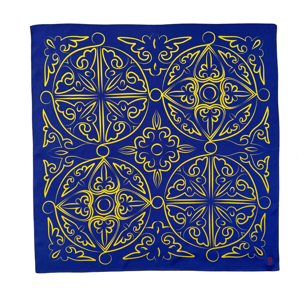 Бренд OLIZ створив колекцію шовкових хусток, присвячену Софійському собору та Київській Оранті